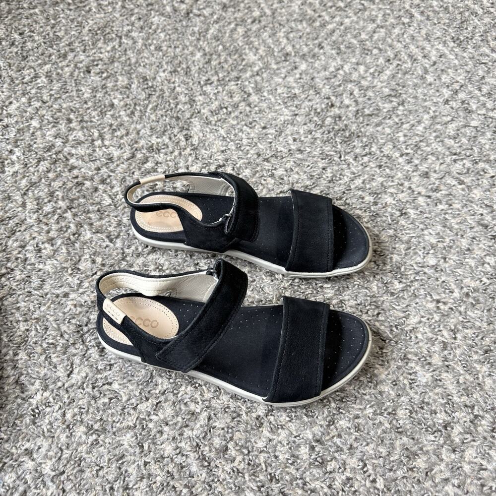 ECCO Flowt Sandals Black Leather Womens 38 US 8 Comfort Ankle Flat - Picture 2 of 5